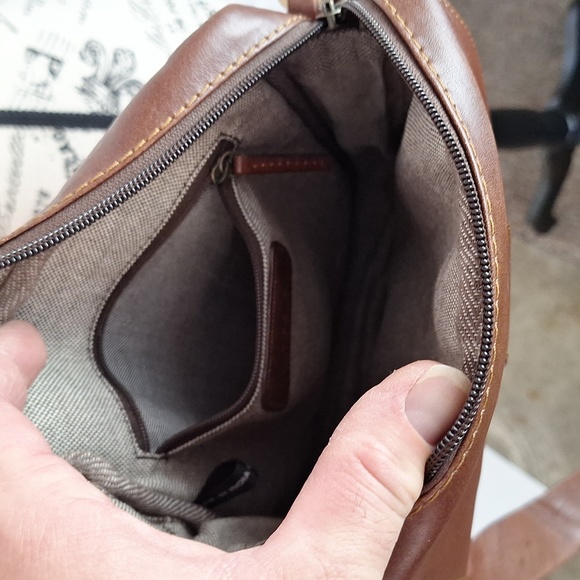 Hide Sign Leather Crossbody Messenger Bag - Picture 5 of 15